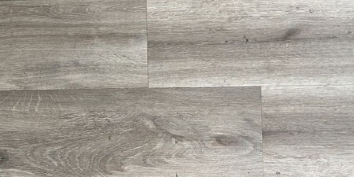 Laminate Flooring: Real Wood Appeal with Scratch-Resistant Strength